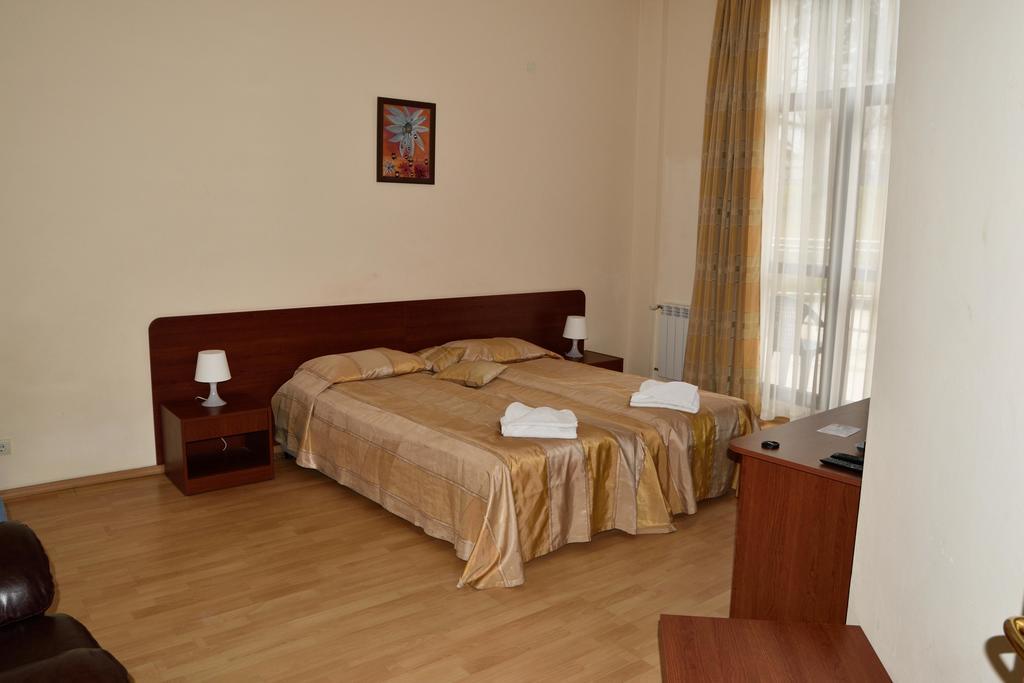 Persey Flora Apartments Borovets Habitación foto